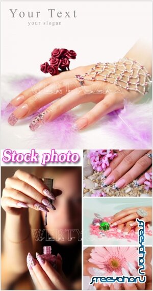     -   / Trendy and beautiful manicure